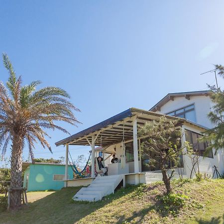 Kariyushi Condominium Resort Motobu The Beach Garden House 외부 사진